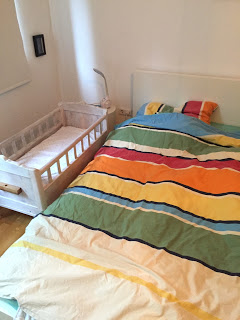 12 von12: Unser Schlafzimmer mit dem Babybettchen